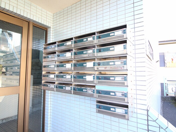 エコ－バレ－関口の物件外観写真