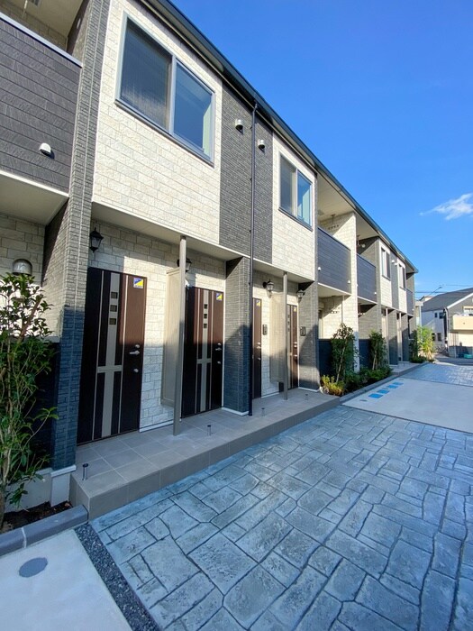 シャン　ド　フルールの物件外観写真