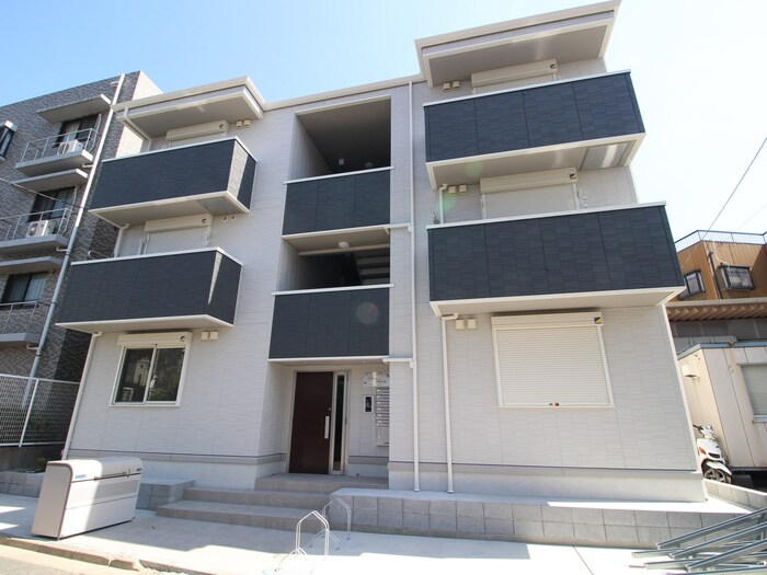 ドゥ　ブランシュの物件外観写真