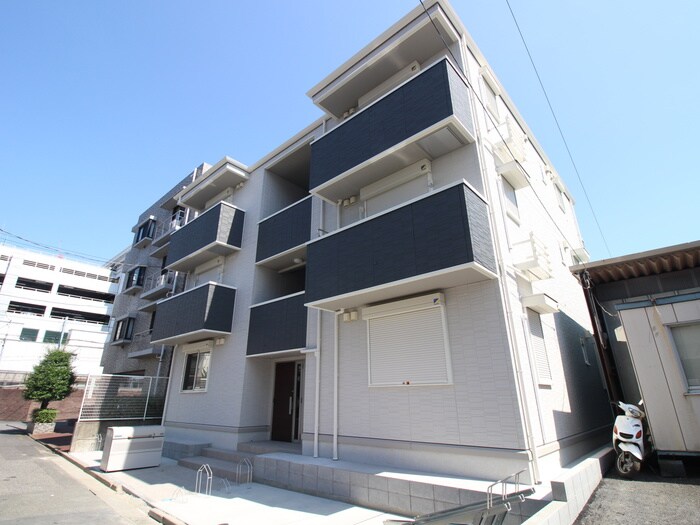 ドゥ　ブランシュの物件外観写真