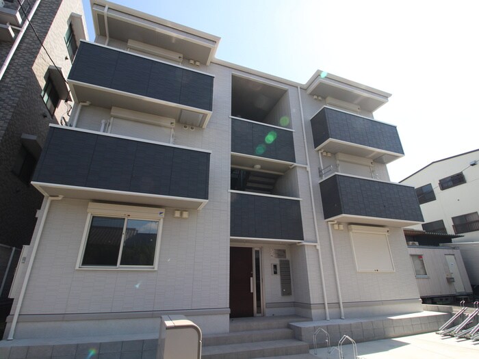 ドゥ　ブランシュの物件外観写真