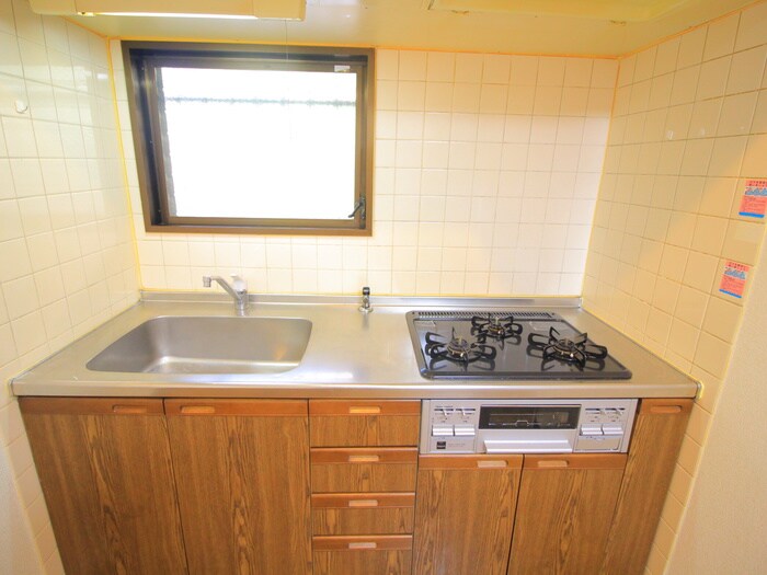 三高・サンロイヤルの物件内観写真