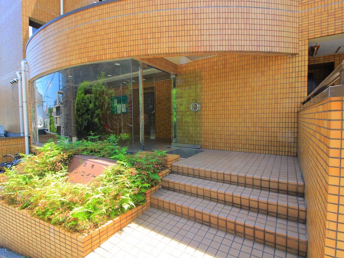 三高・サンロイヤルの物件外観写真