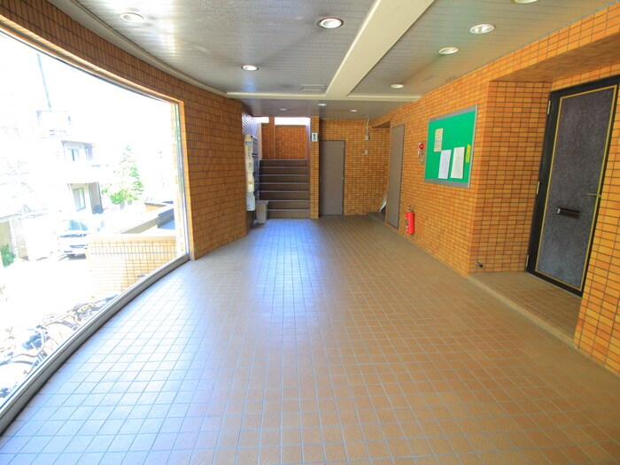 三高・サンロイヤルの物件外観写真