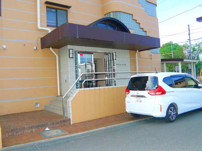 ベルフォーレ上尾の物件外観写真