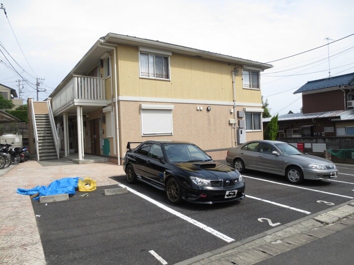 メイプルハイツの物件外観写真