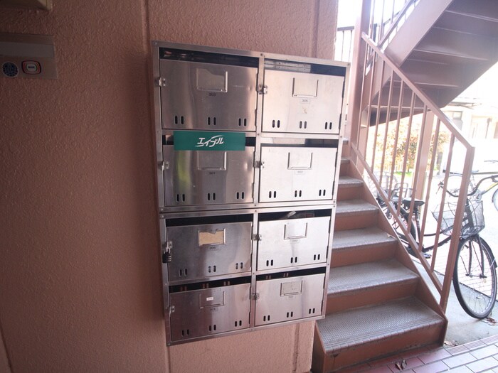 グランピエ多摩の物件外観写真