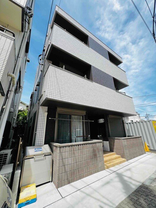 カーサリリーの物件外観写真