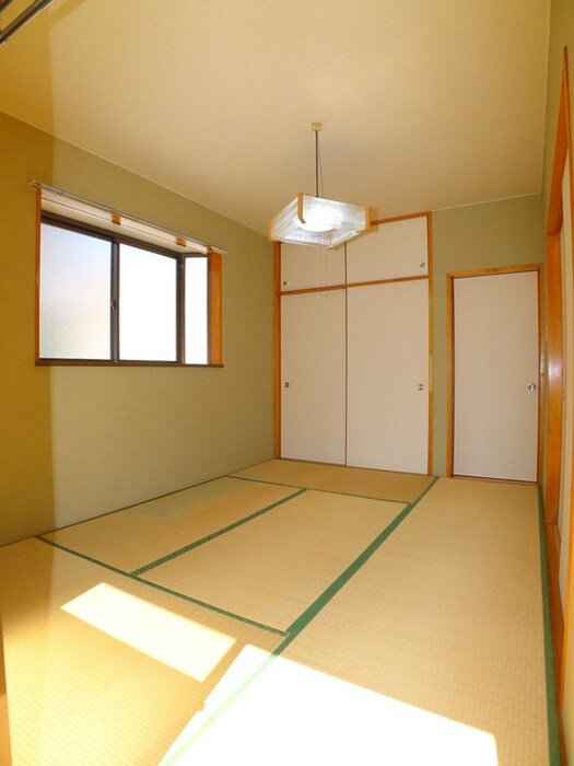 コ－ポ三角の物件内観写真