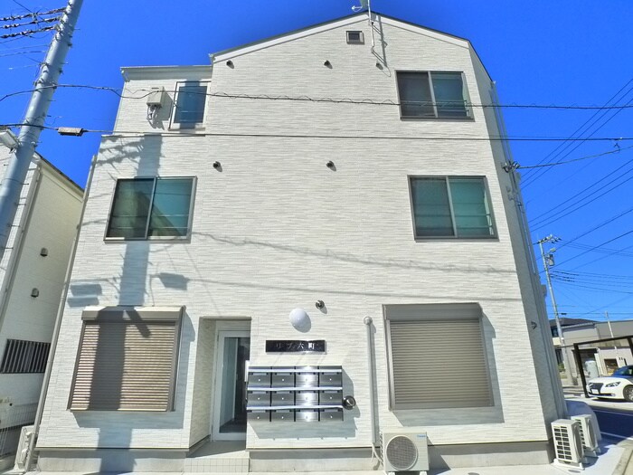 リブ六町の物件外観写真