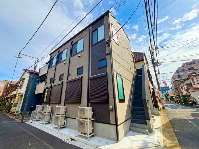 MET小岩の物件外観写真