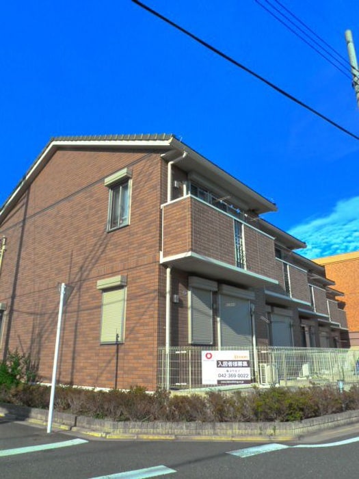 アニック・カスールの物件外観写真