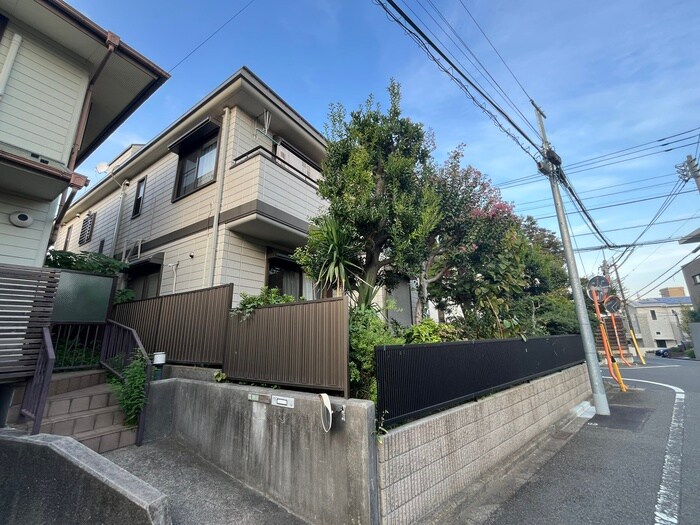 ピノハウスの物件外観写真