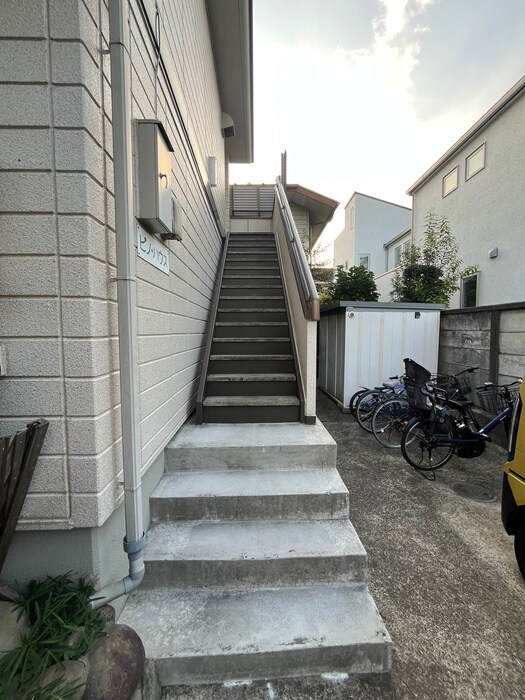 ピノハウスの物件外観写真