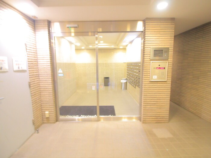 アパートメンツ練馬北町の物件外観写真