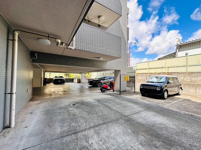 マンション庄田の物件外観写真