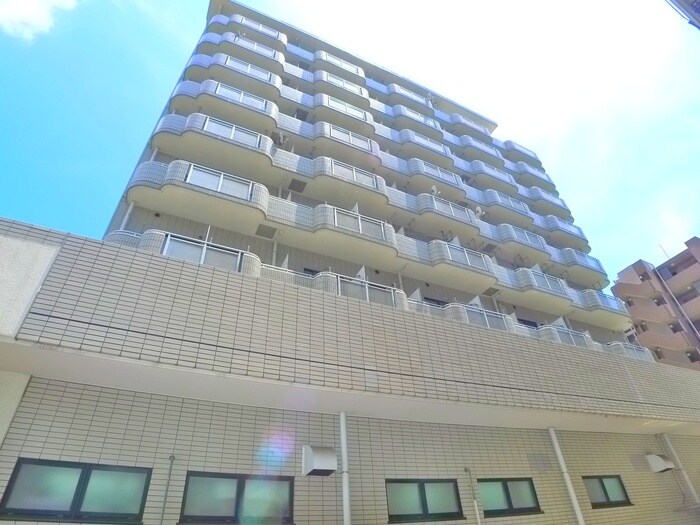 クイーンパレス浅伊の物件外観写真