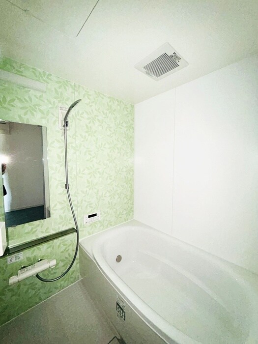 クイーンパレス浅伊の物件内観写真