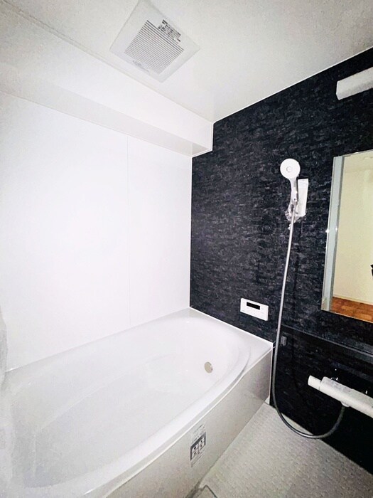 クイーンパレス浅伊の物件内観写真