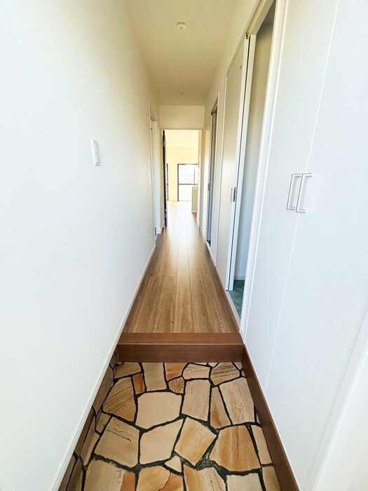 クイーンパレス浅伊の物件内観写真