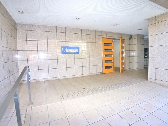 ﾐﾚﾆｵつくば万博記念公園(1006)の物件外観写真