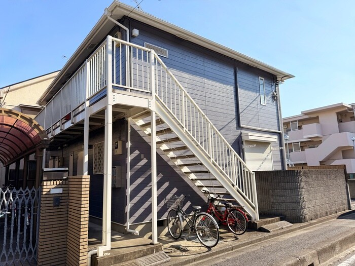 ドミール・ハイサンドの物件外観写真