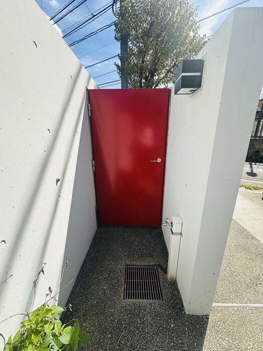 ＵＮＡ　ＴＥＲＺＡ　ＣＡＳＡの物件外観写真