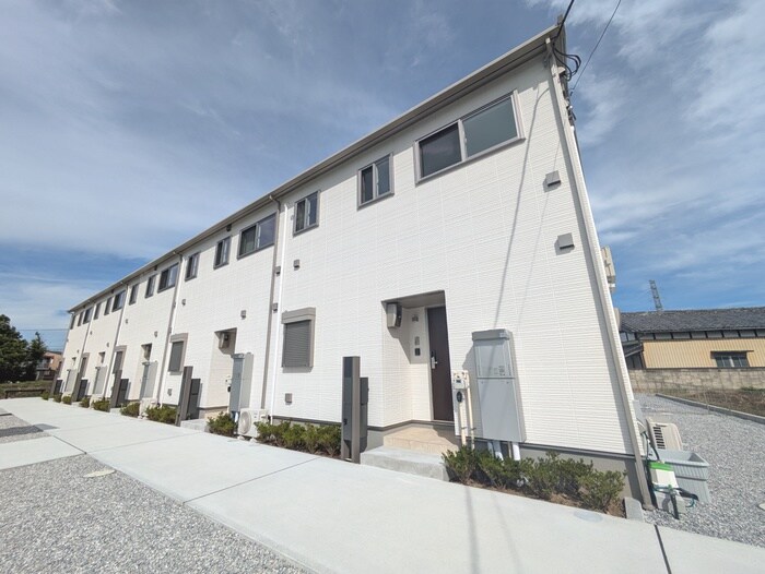 カーサクラーノの物件外観写真