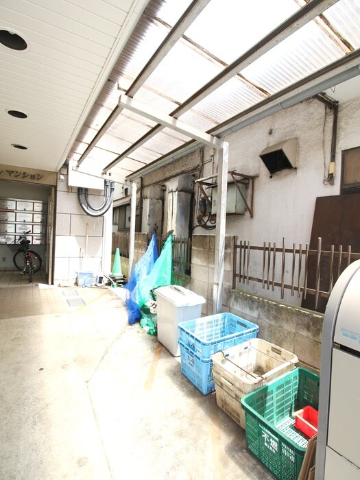 セントラルビルの物件外観写真