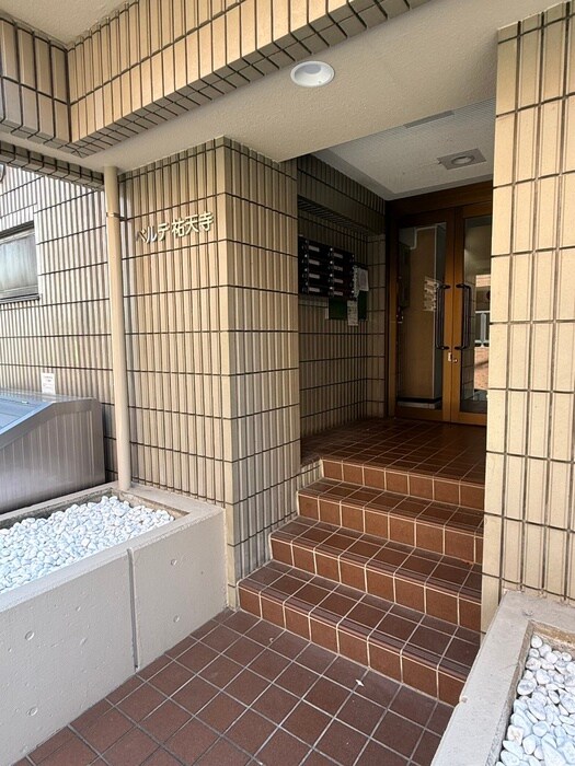 ベルテ祐天寺の物件外観写真