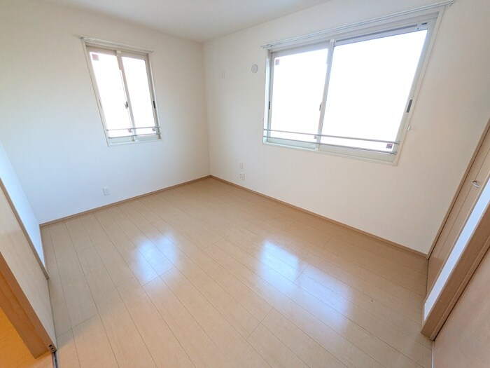 ペルーシェＢ棟の物件内観写真