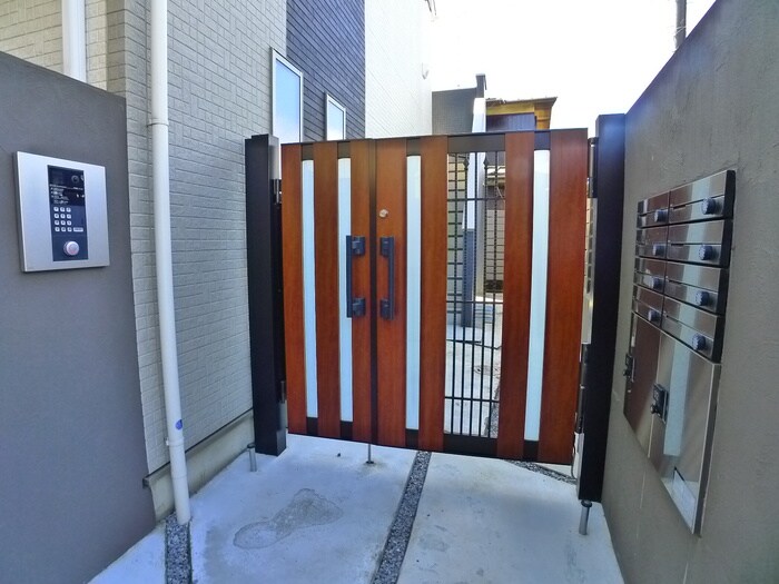 ネイヴスの物件外観写真