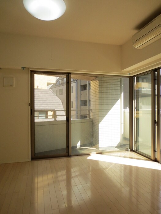 KDXレジデンス日本橋箱崎の物件内観写真