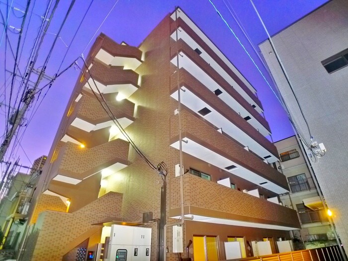 ルミエル本八幡の物件外観写真