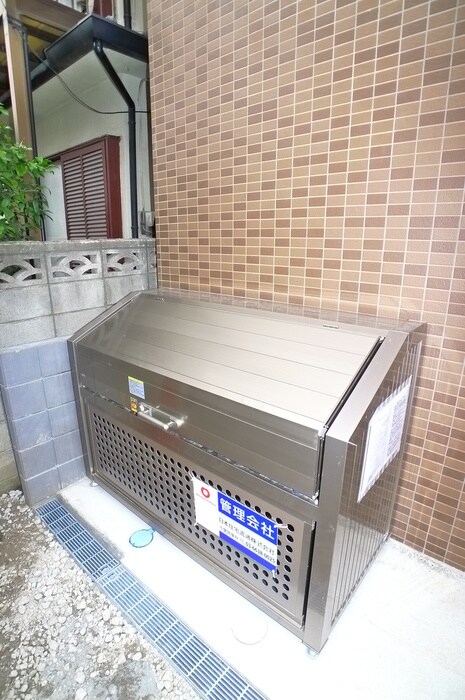 ルミエル本八幡の物件外観写真