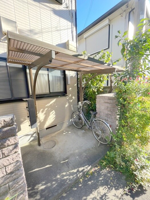 フローラ国分寺の物件外観写真