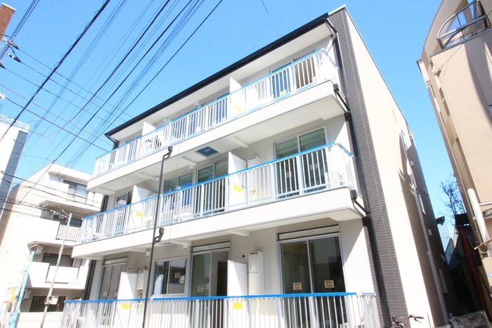 リベレンテ幡ヶ谷の物件外観写真