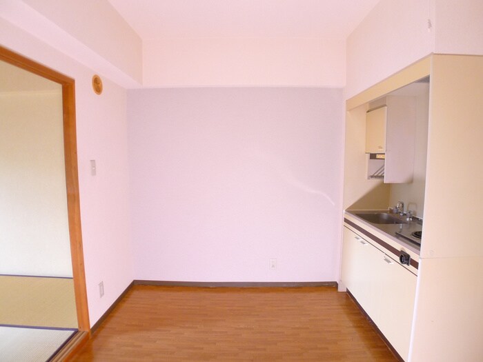 ラフォ－レひらとＡ棟の物件内観写真