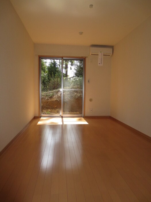 エスポワ－ルみどり町の物件内観写真