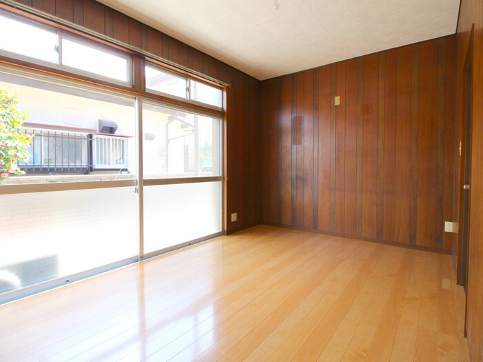 松原3丁目貸家の物件内観写真