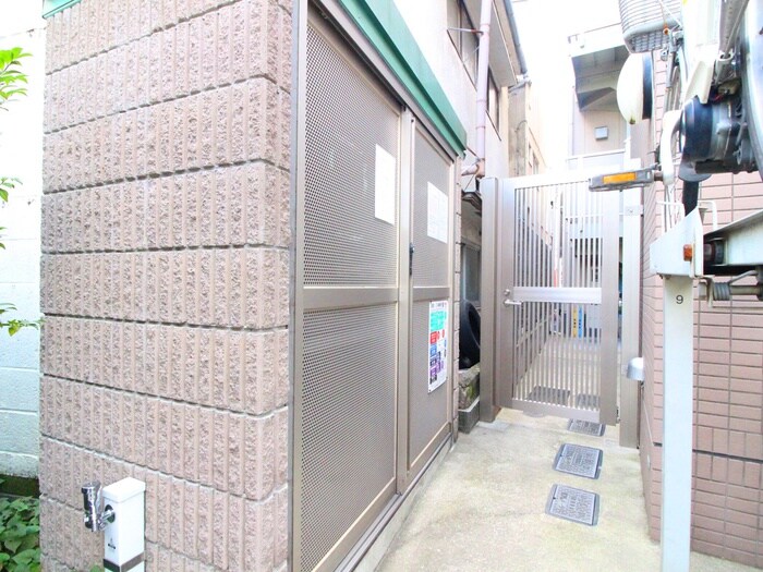 プリマヴェ－ラの物件外観写真