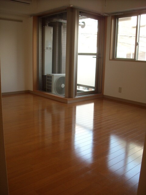 プリマヴェ－ラの物件内観写真