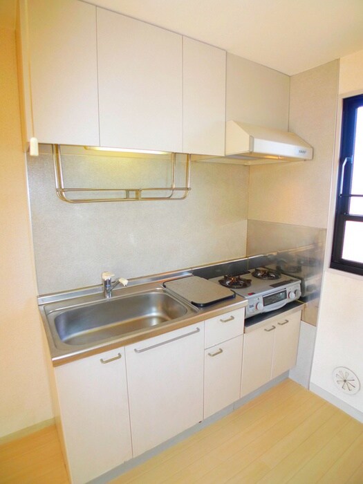 ﾘﾊﾞ-ｻｲﾄﾞﾊｲﾂ6号館の物件内観写真