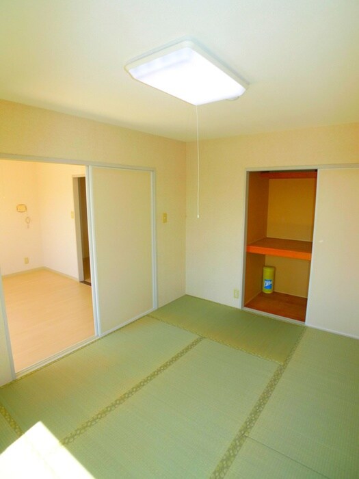 ﾘﾊﾞ-ｻｲﾄﾞﾊｲﾂ6号館の物件内観写真