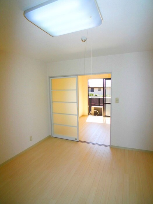 ﾘﾊﾞ-ｻｲﾄﾞﾊｲﾂ6号館の物件内観写真