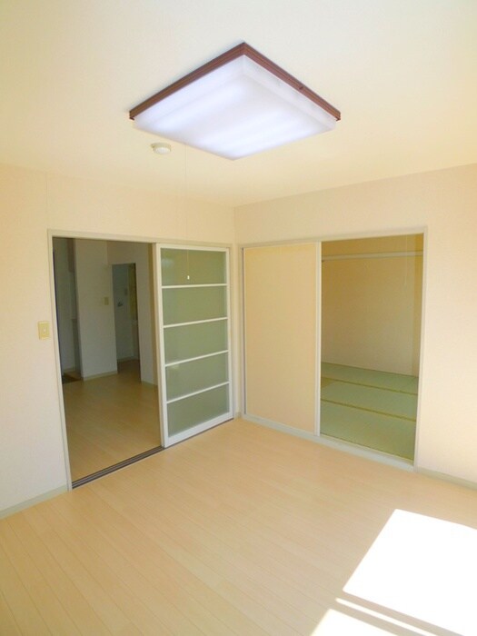 ﾘﾊﾞ-ｻｲﾄﾞﾊｲﾂ6号館の物件内観写真