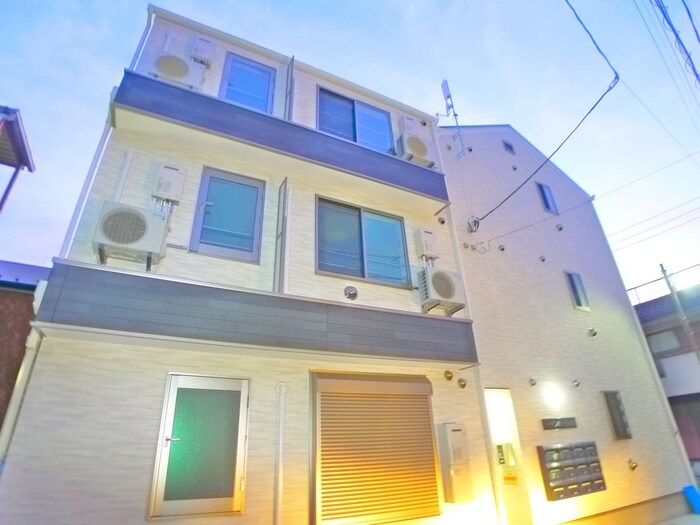 ノーザンロード綾瀬の物件外観写真