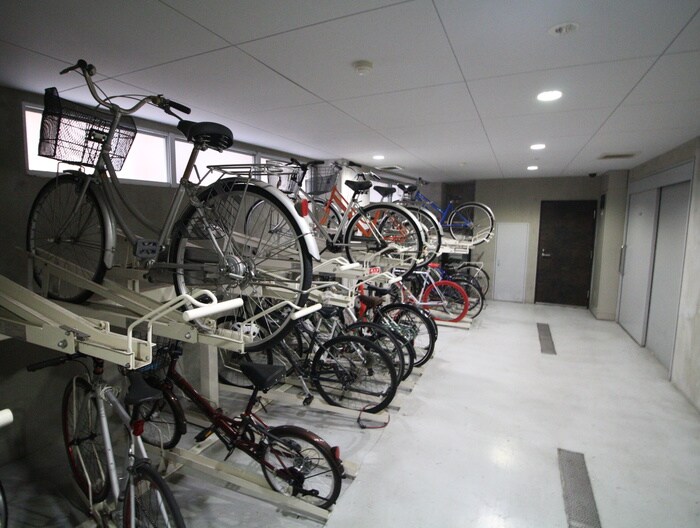 ﾆｭ-ｼﾃｨ-ｱﾊﾟ-ﾄﾒﾝﾂ新川Ⅱの物件外観写真