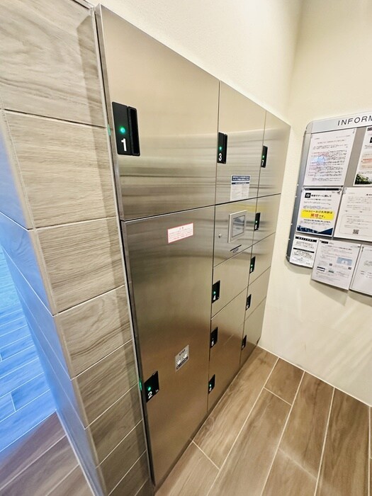 コンフォリア南千住の物件外観写真