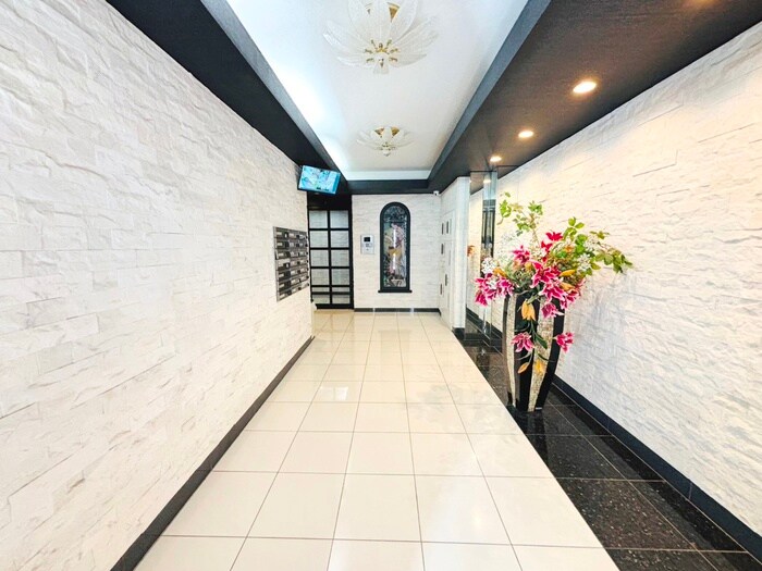 ＬｉｖｅＦｌａｔ菊川の物件外観写真